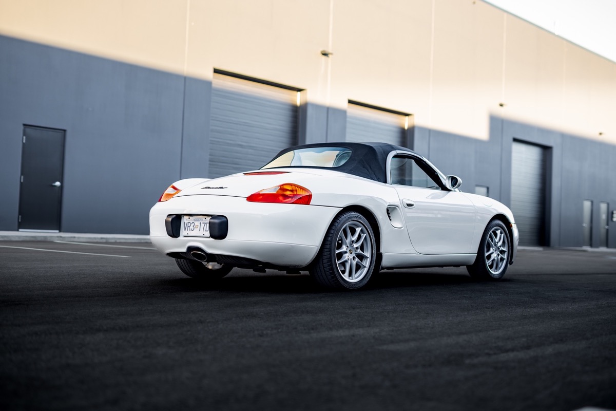 White Porsche 986 Boxster auction gallery photograph 51