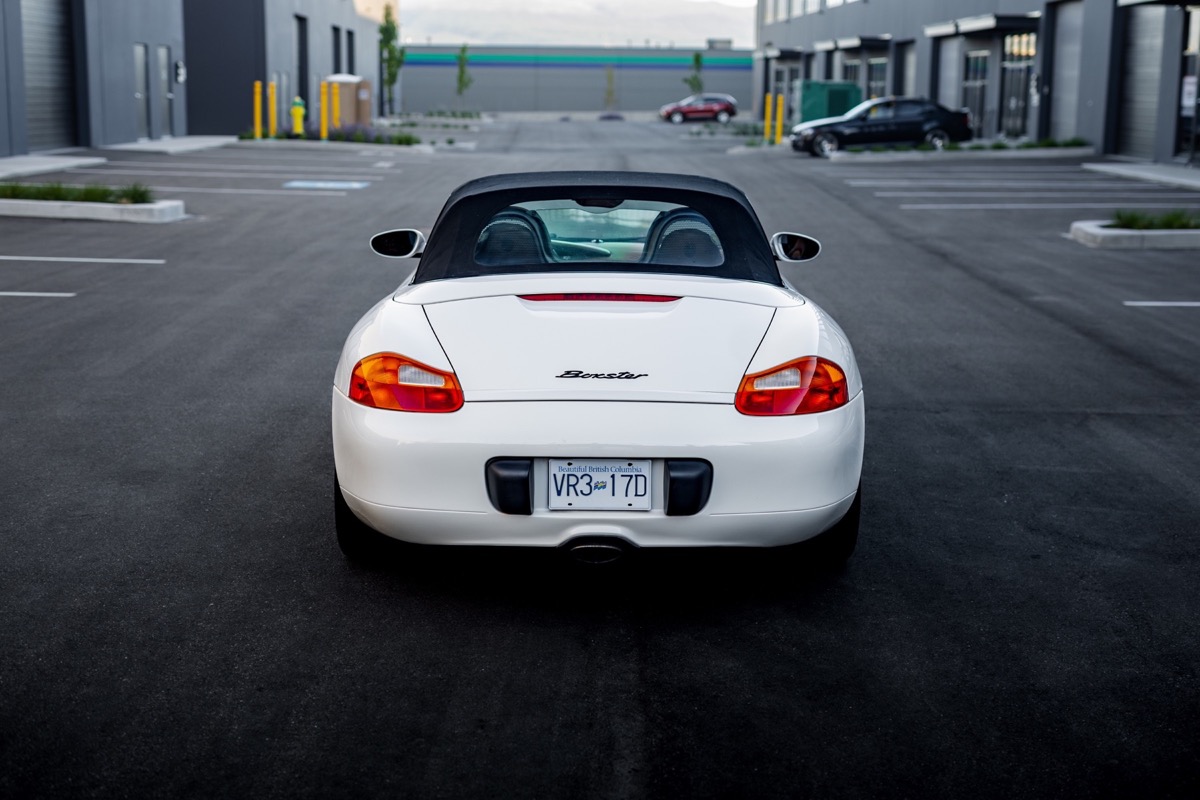 White Porsche 986 Boxster auction gallery photograph 58