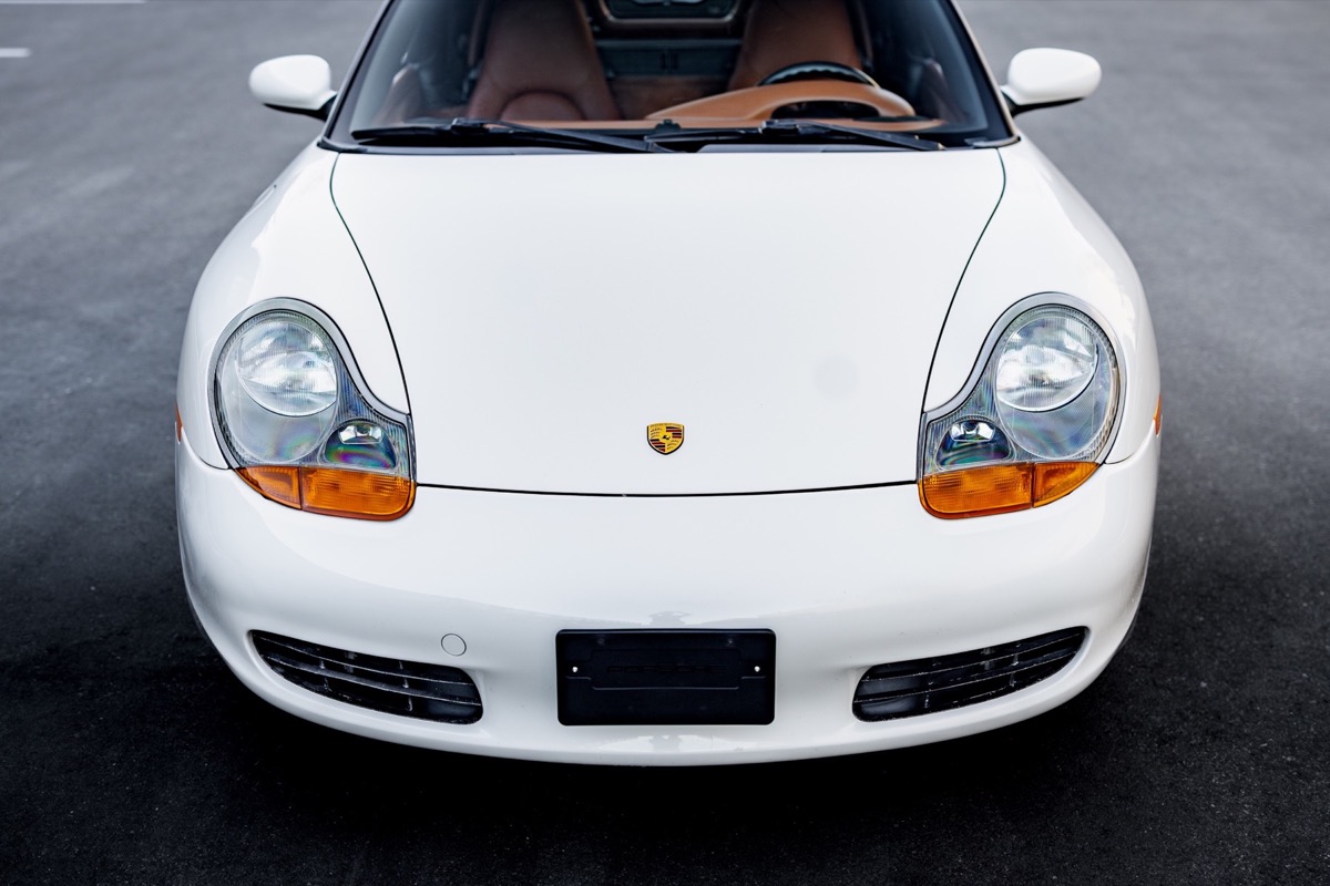 White Porsche 986 Boxster auction gallery photograph 45