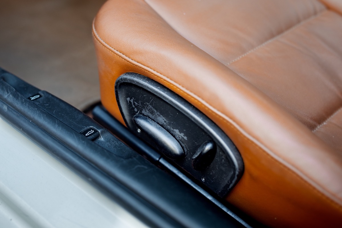 White Porsche 986 Boxster auction gallery photograph 62