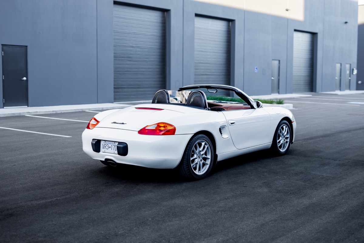 White Porsche 986 Boxster auction gallery photograph 13
