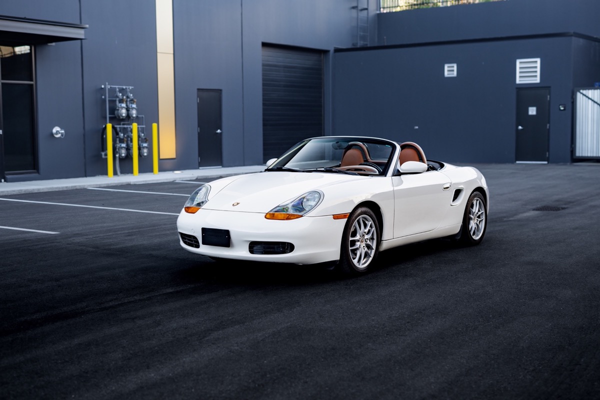White Porsche 986 Boxster auction gallery photograph 12