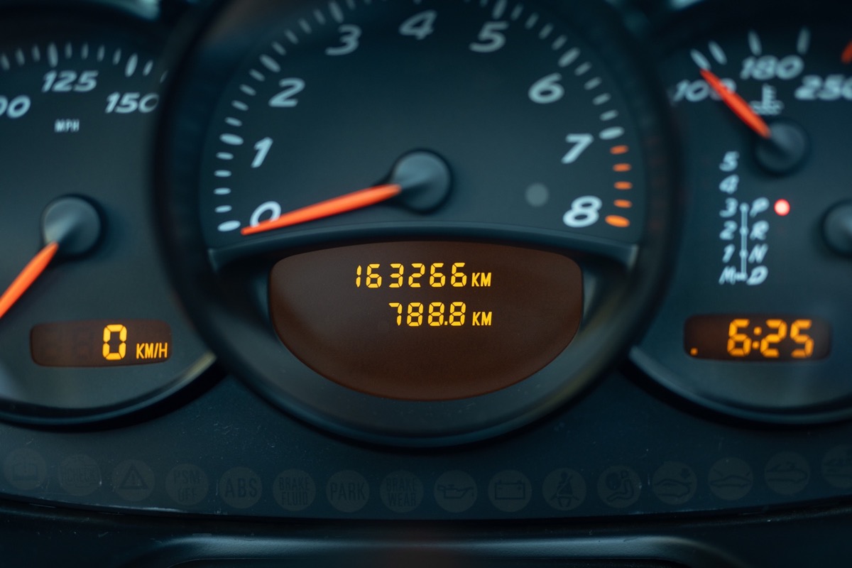 White Porsche 986 Boxster auction gallery photograph 11