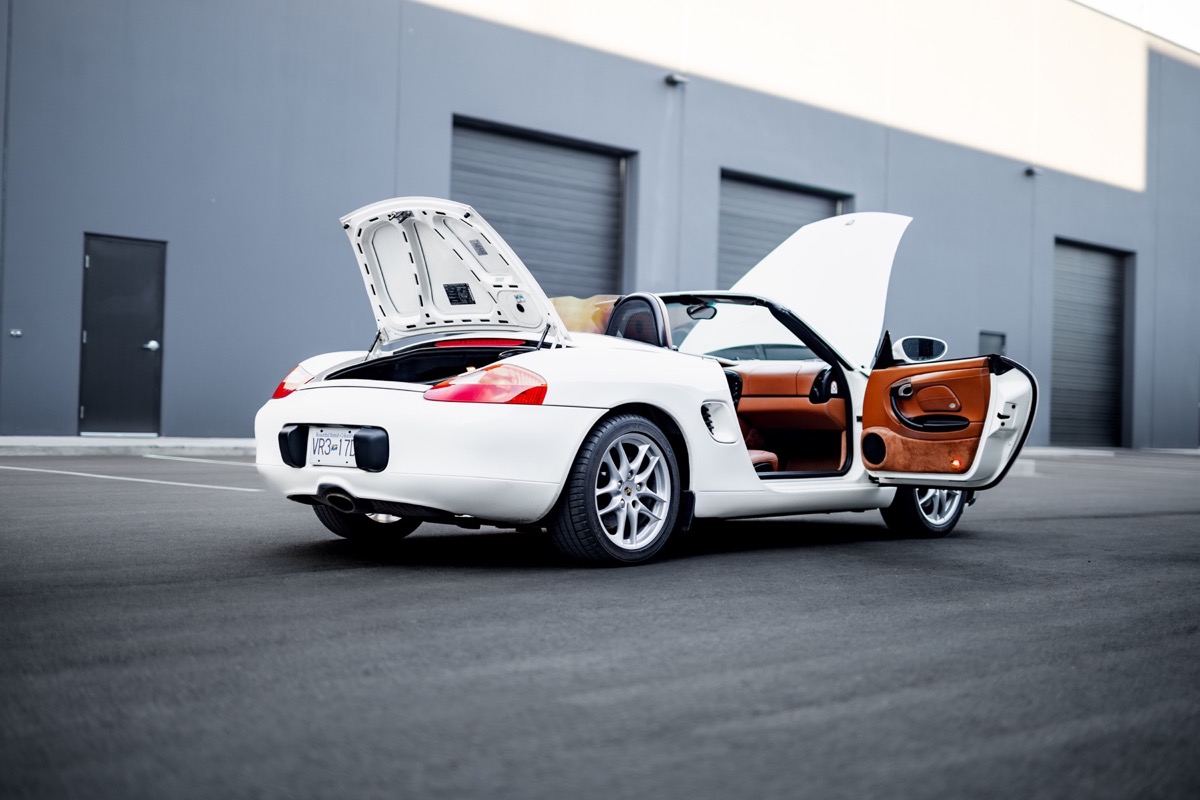 White Porsche 986 Boxster auction gallery photograph 25