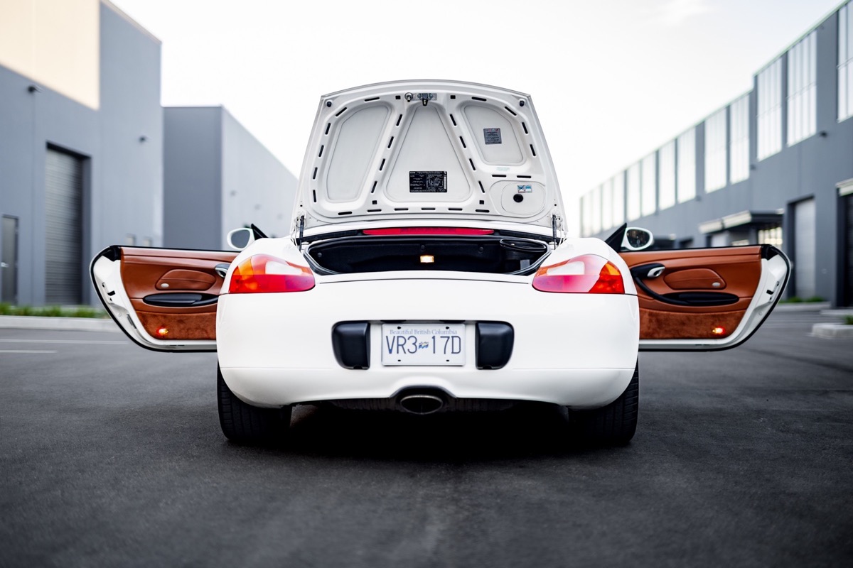 White Porsche 986 Boxster auction gallery photograph 03