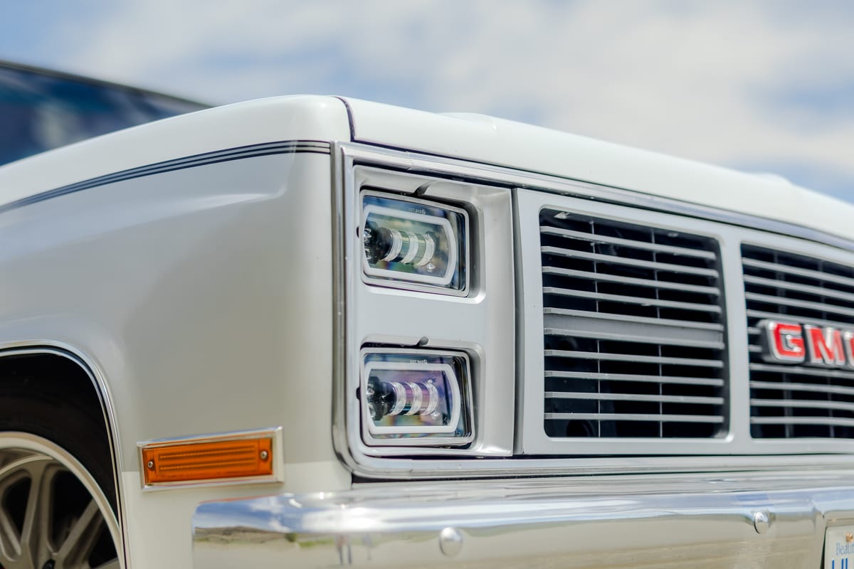 GMC Sierra Classic restomod auction gallery photograph 12