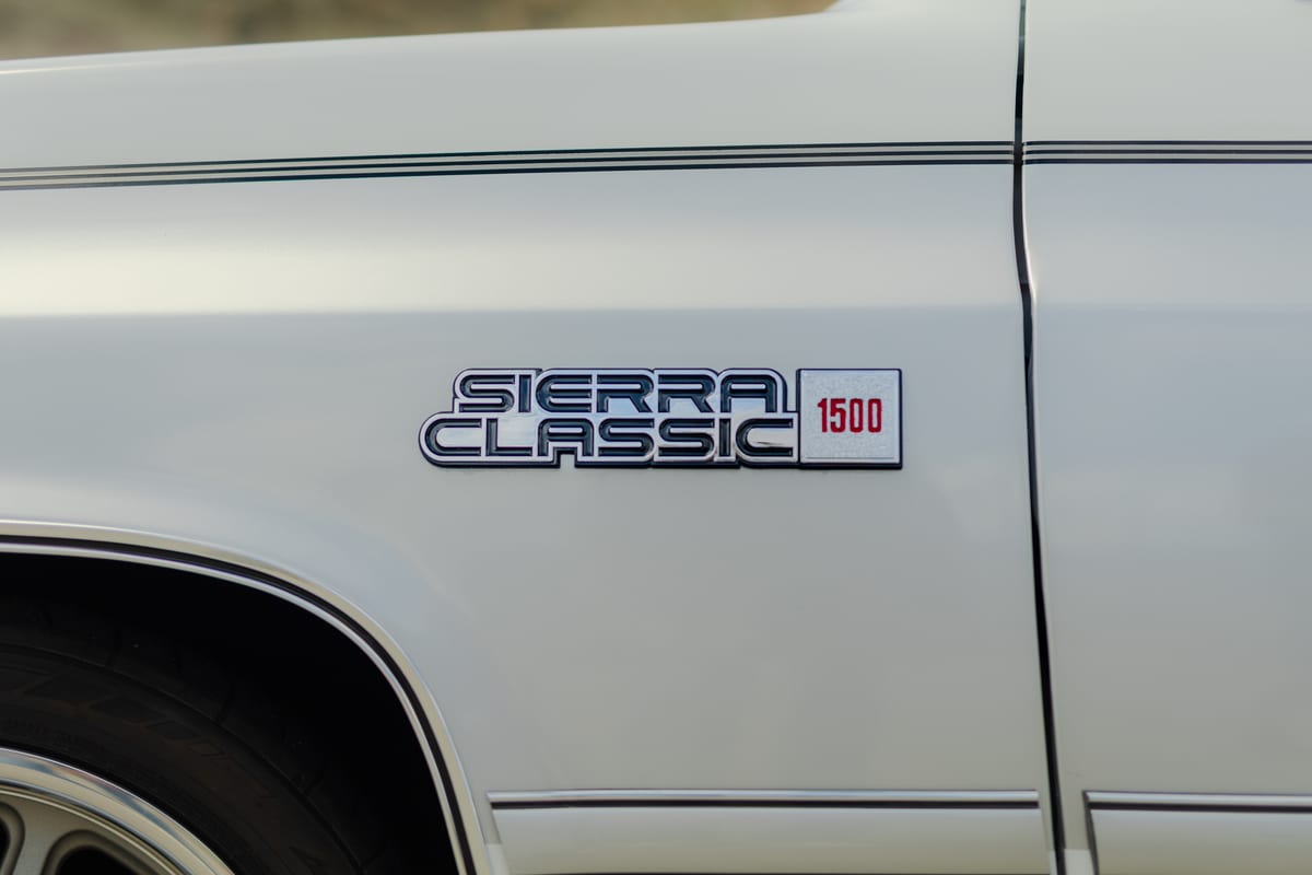 GMC Sierra Classic restomod auction gallery photograph 14