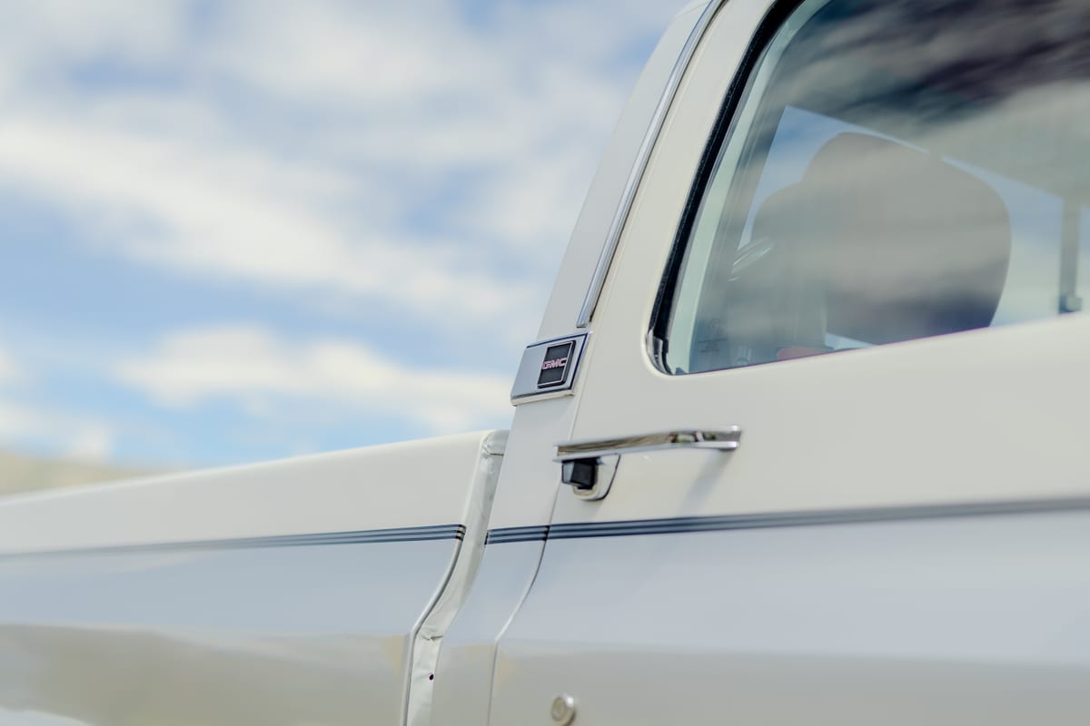 GMC Sierra Classic restomod auction gallery photograph 20