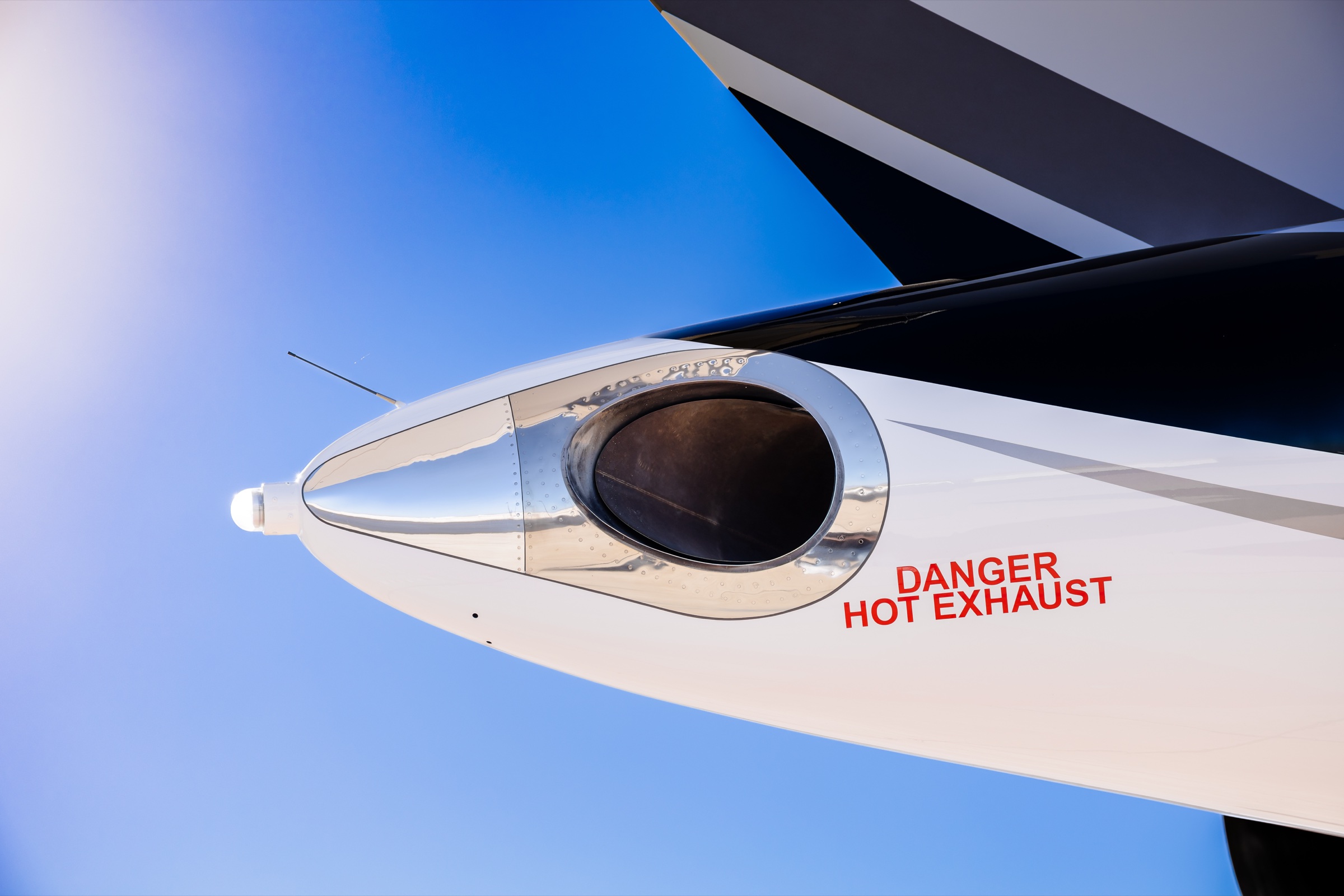 Global 6000 auxiliary power unit exhaust detail